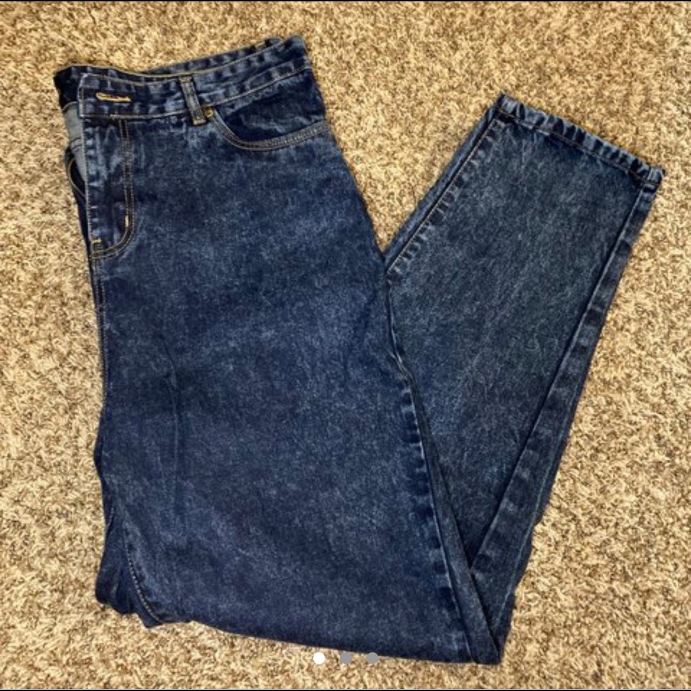 High waisted jeans